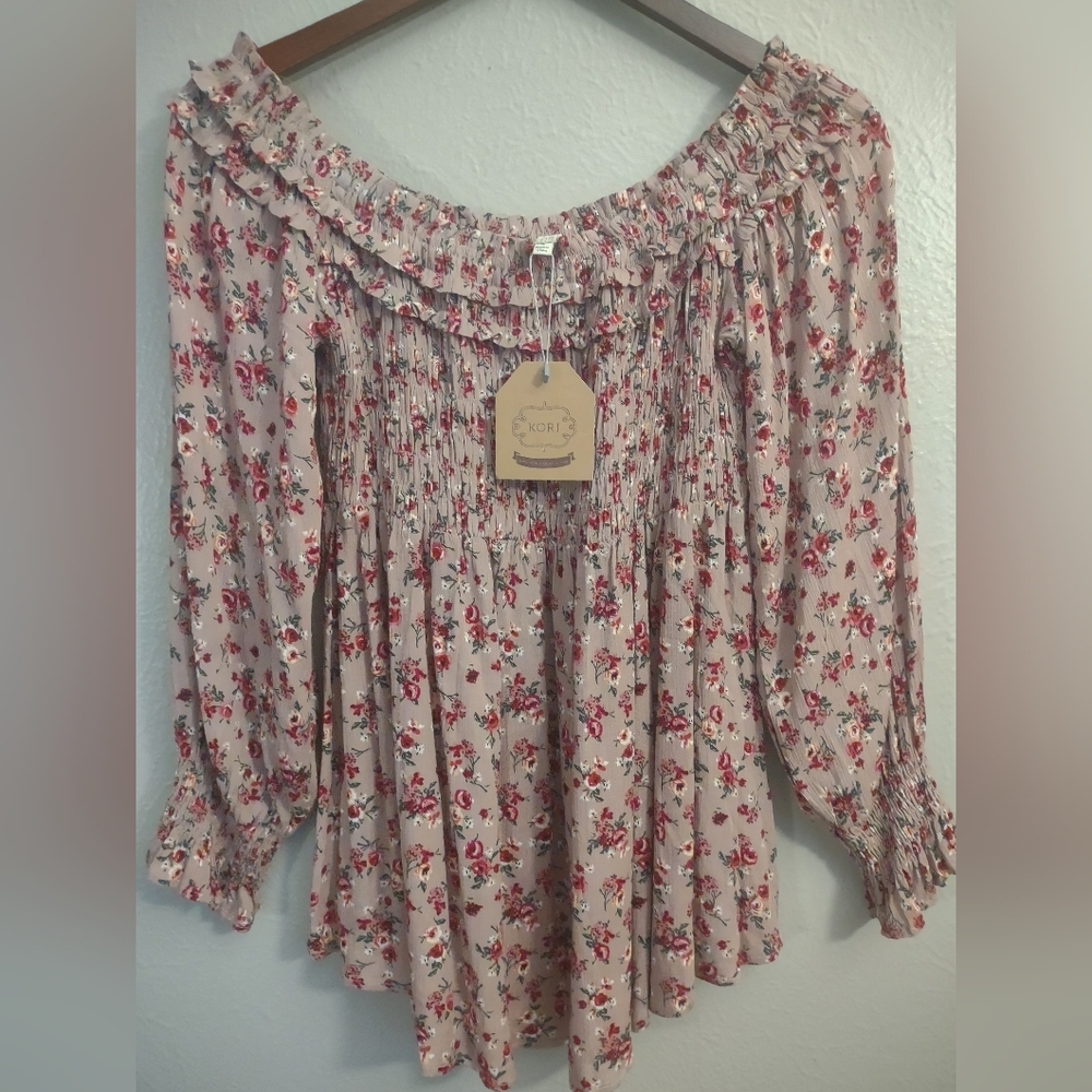 Kori America Boho Chic Floral Off-Shoulder Peasant Blouse